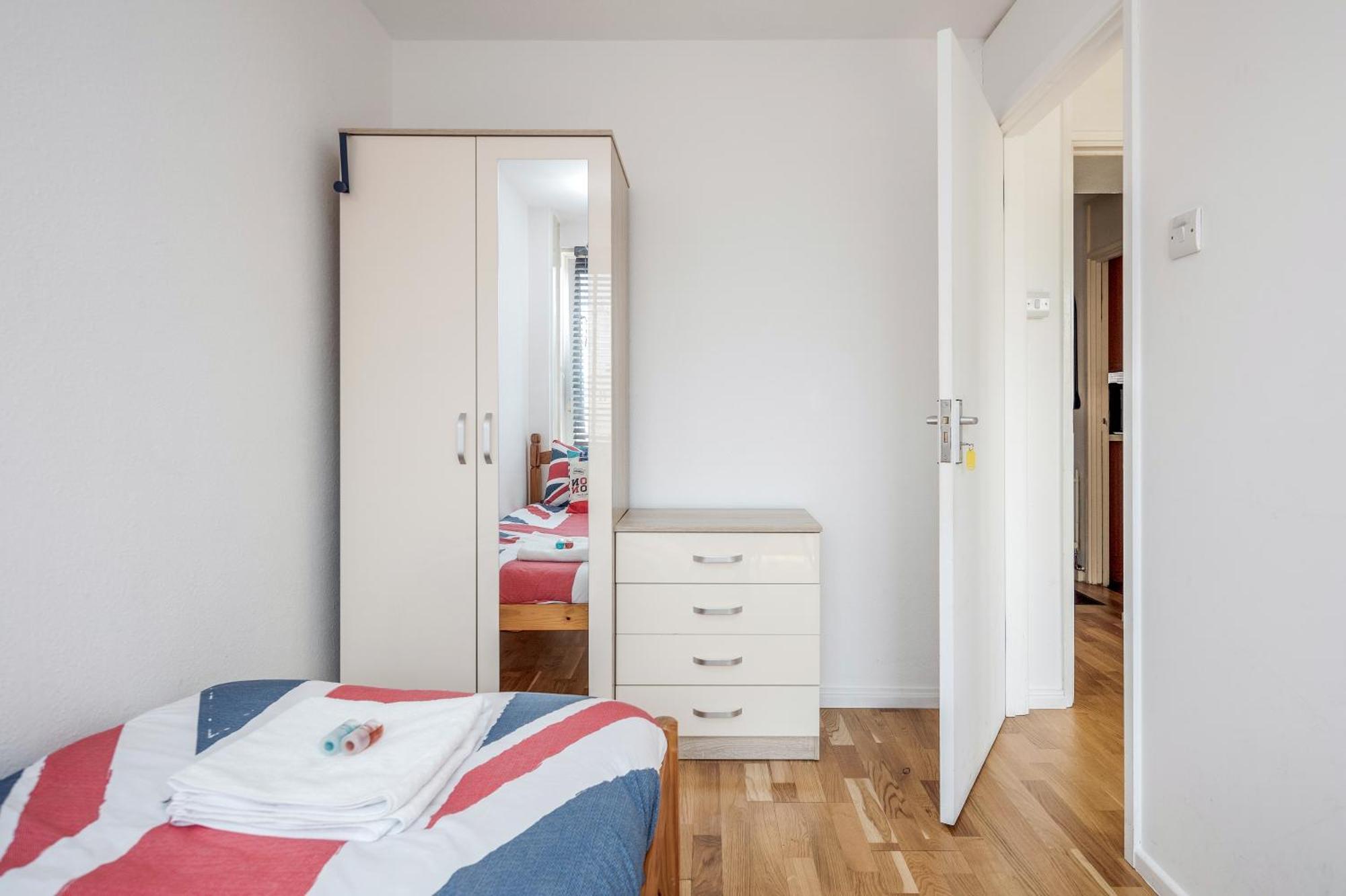 4-Bedroom Flat Near Bigben,Parliament & London Eye Bagian luar foto